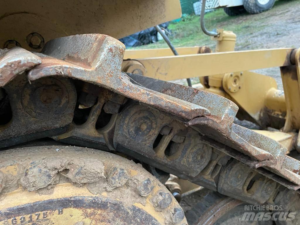 CAT D 6 T XL Buldooserid
