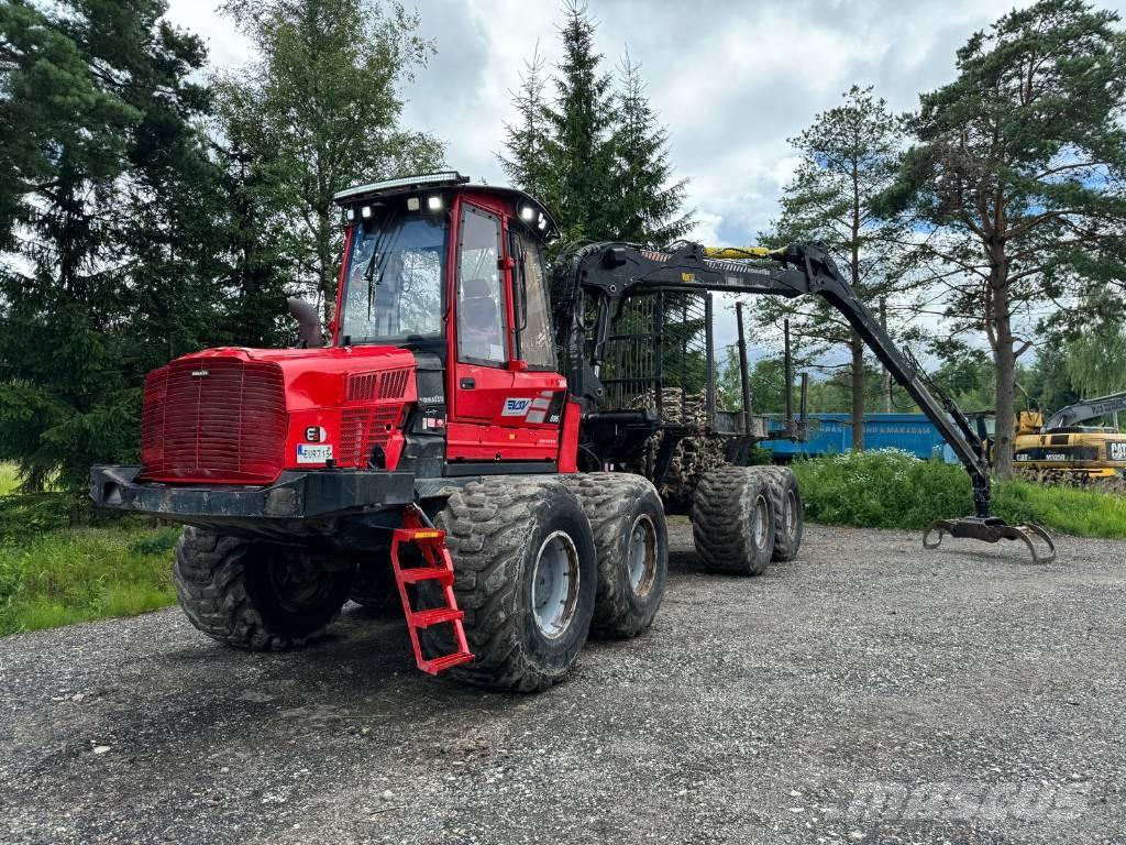 Komatsu 895 Forwarderid
