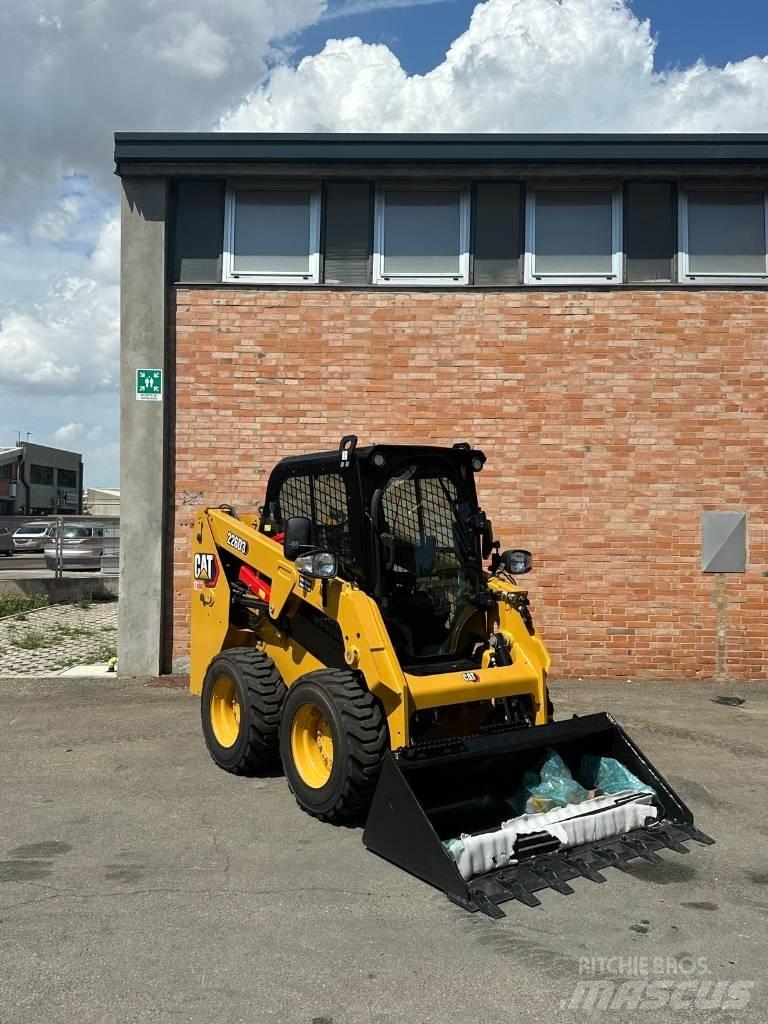 CAT 226D3 Kompaktlaadurid