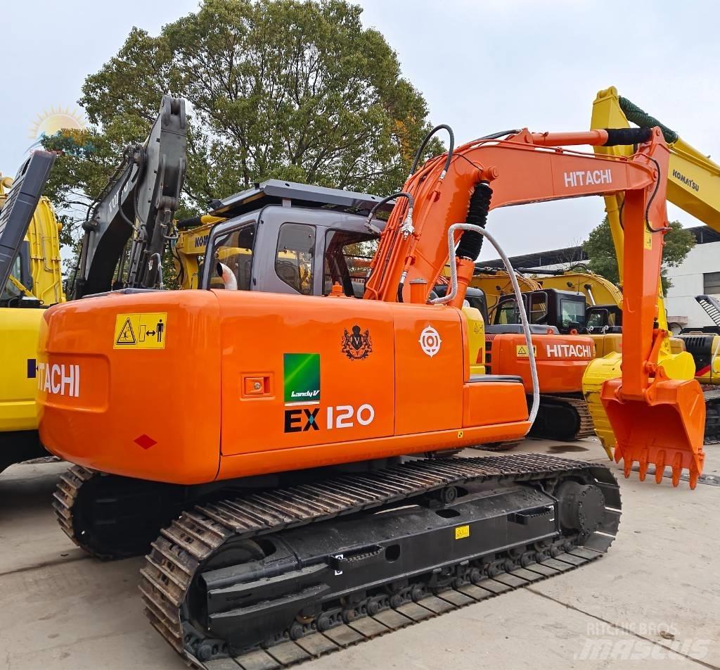 Hitachi EX 120 Roomikekskavaatorid
