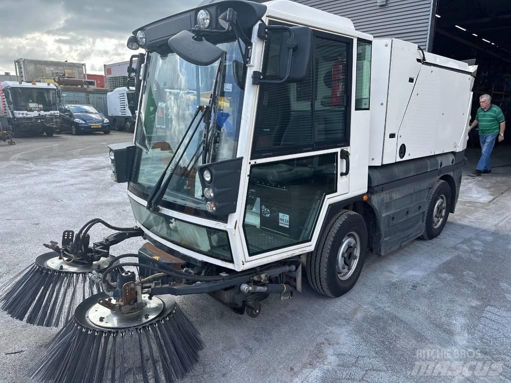Schmidt Swingo 200 Tänavapuhastusmasinad