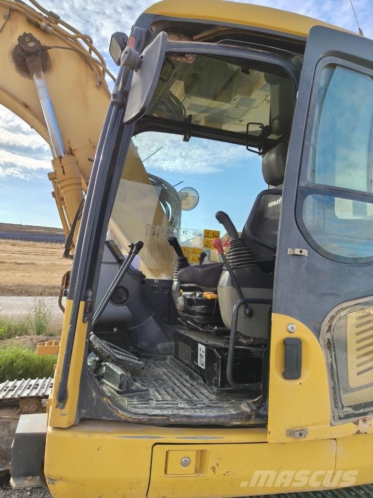 Komatsu PC 138 US-8 Roomikekskavaatorid