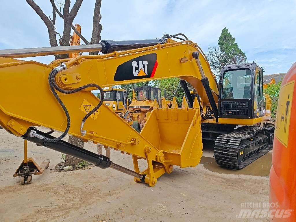 CAT 330D 2L Roomikekskavaatorid