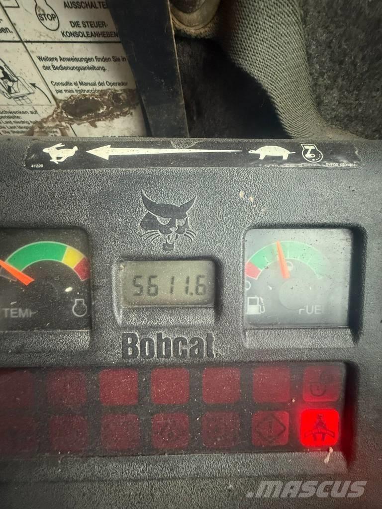 Bobcat 325 G Miniekskavaatorid < 7 t