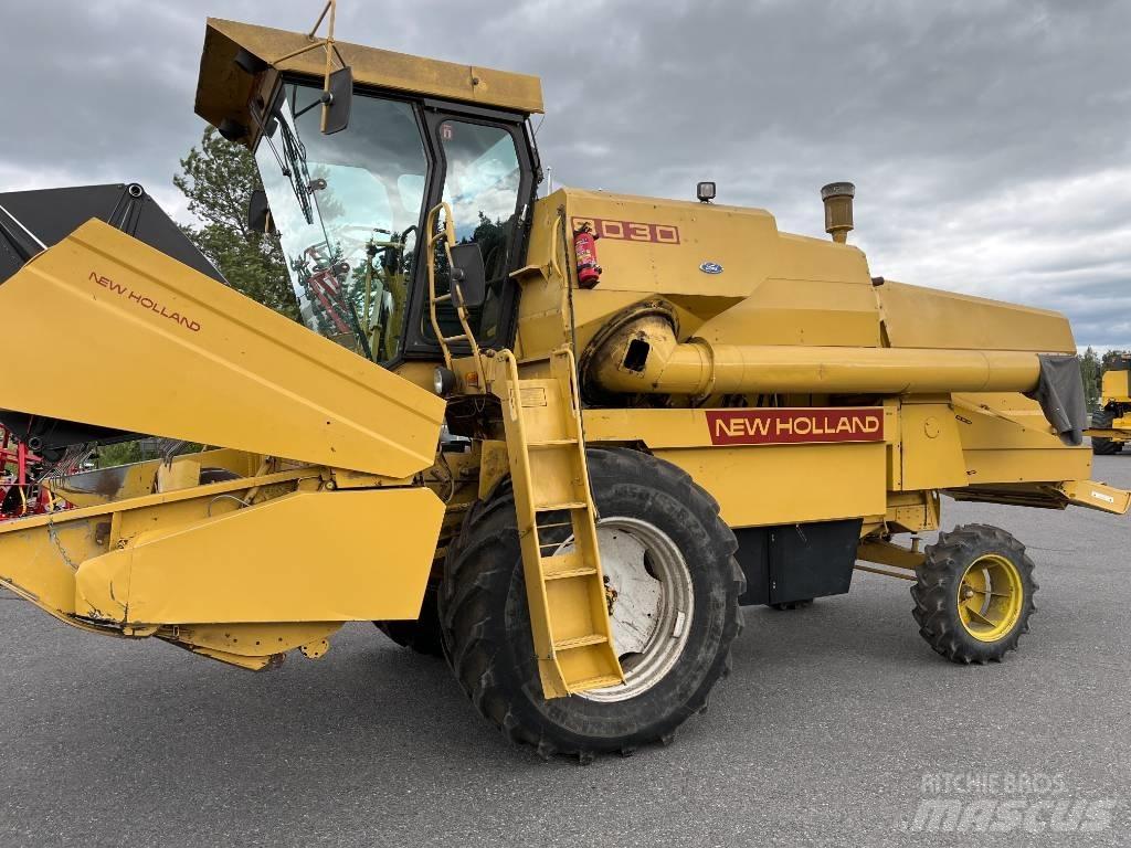 New Holland 8030 12´ Teraviljakombainid