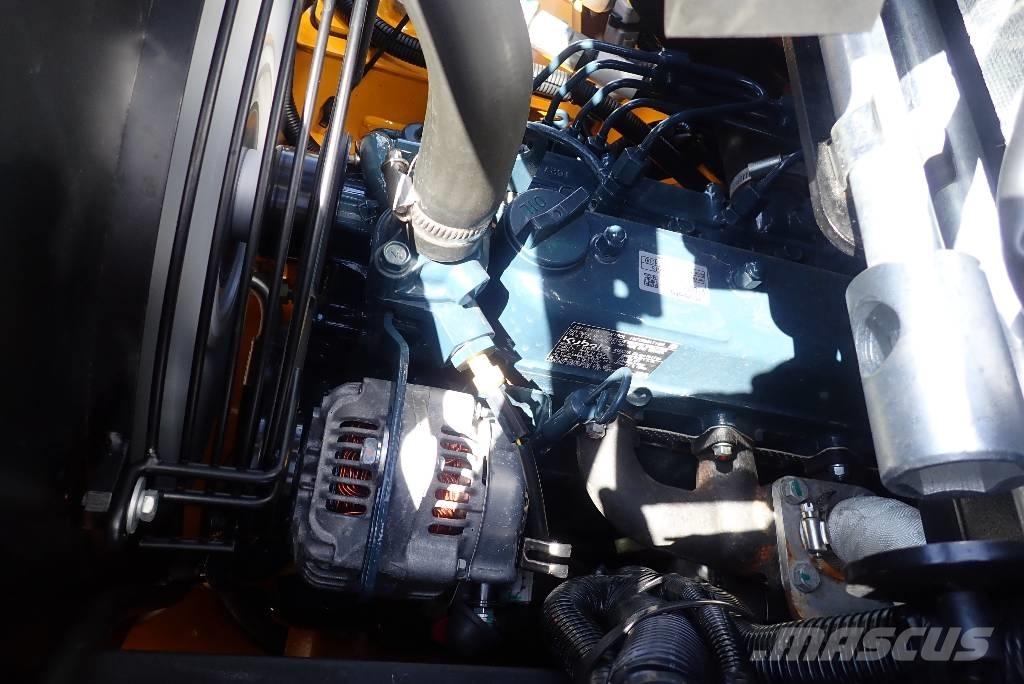 JCB 403 Mitmeotstarbelised laadurid