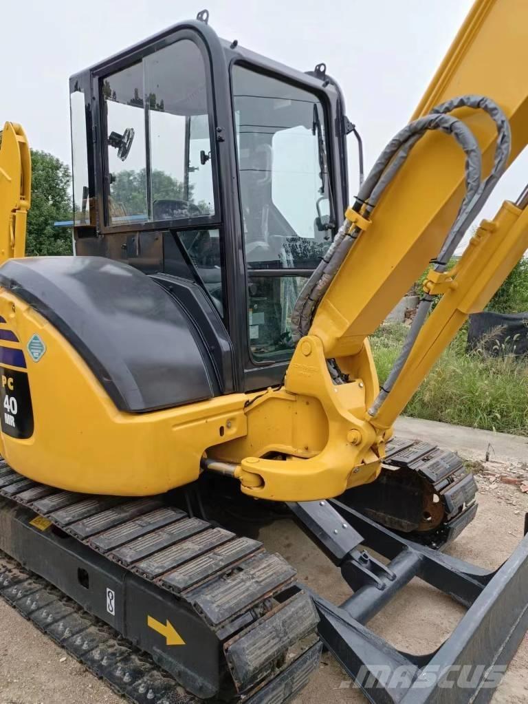 Komatsu PC 55 MR Roomikekskavaatorid