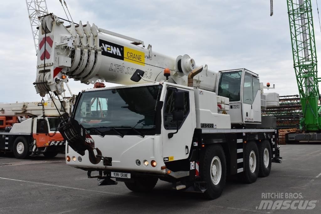 Liebherr LTM1055-3.2 Maastikutõstukid