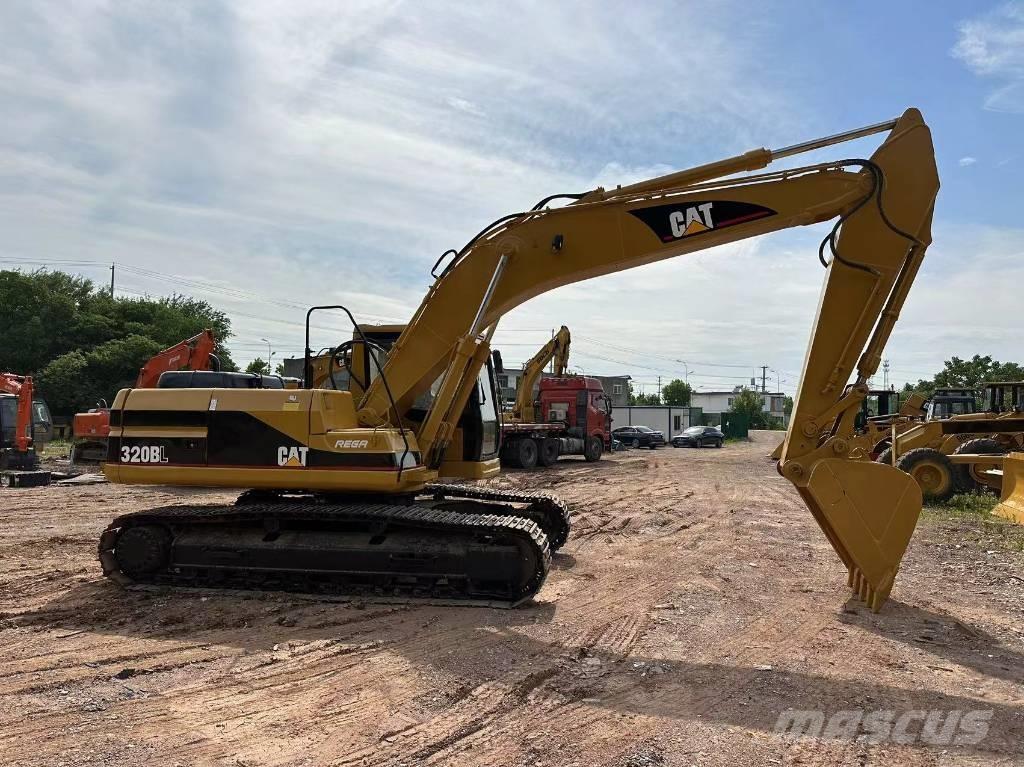 CAT 320 B L Roomikekskavaatorid