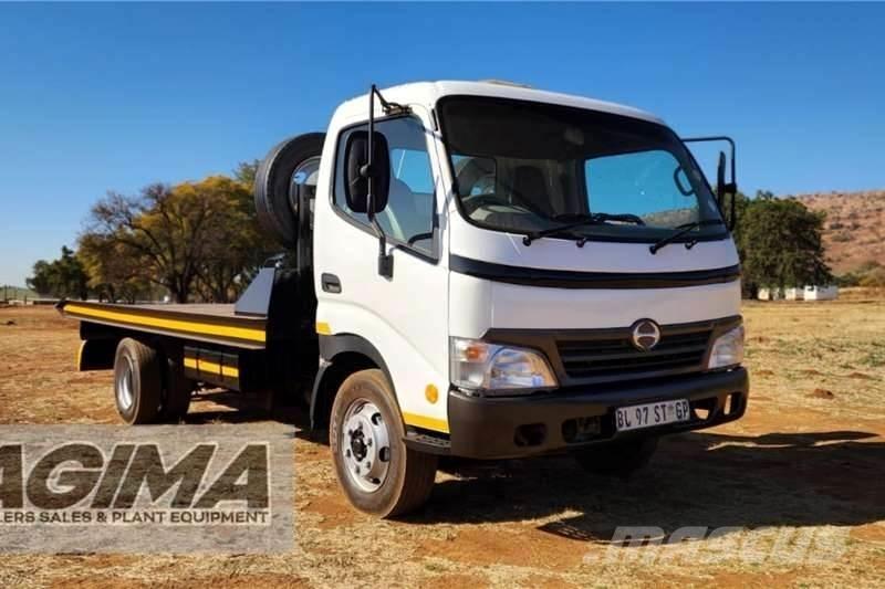 Hino 300 Roll Back Muud veokid