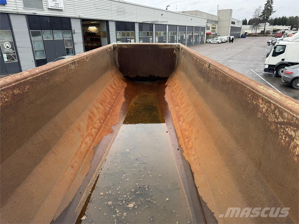 Meiller Kipper Kallur-poolhaagised