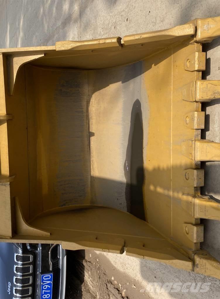 CAT 336 D Roomikekskavaatorid