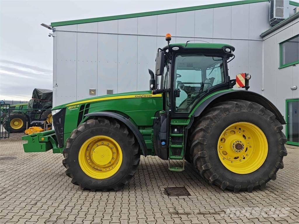 John Deere 8370R Traktorid