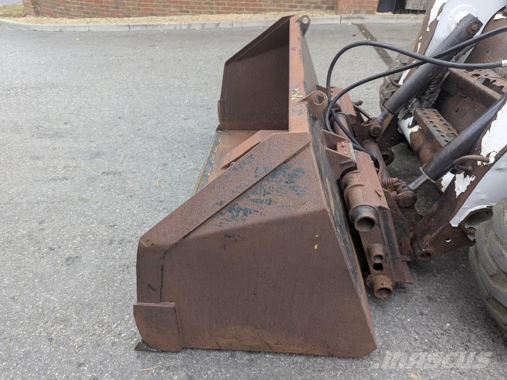 Bobcat TIPTOE BUCKET Kopad