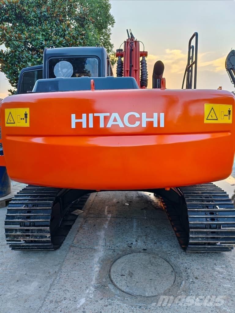 Hitachi ZX 120 Roomikekskavaatorid