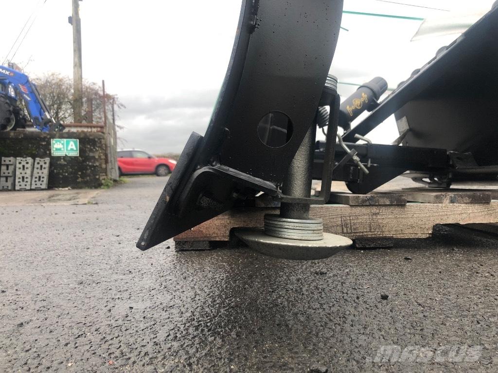 JCB Snow Plough Pinnaselõikurid