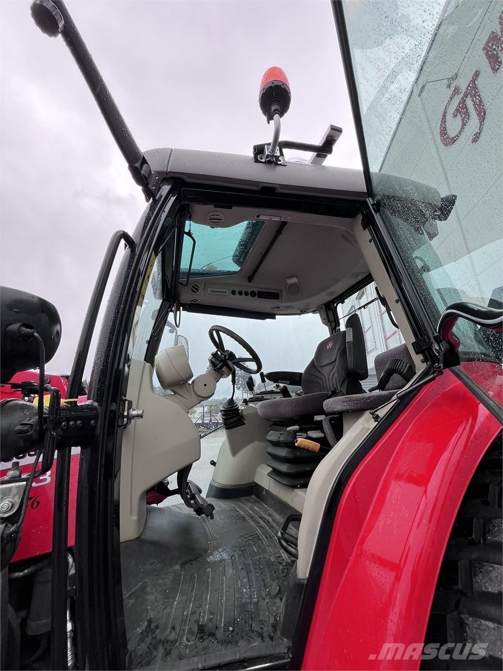 Massey Ferguson 5613 Traktorid