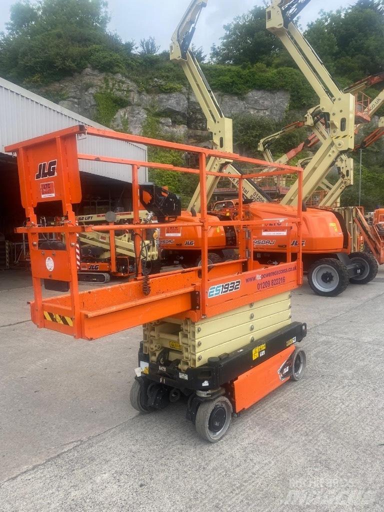 JLG ES 1932 Käärtõstukid