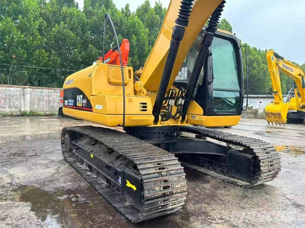 CAT 320 C Roomikekskavaatorid