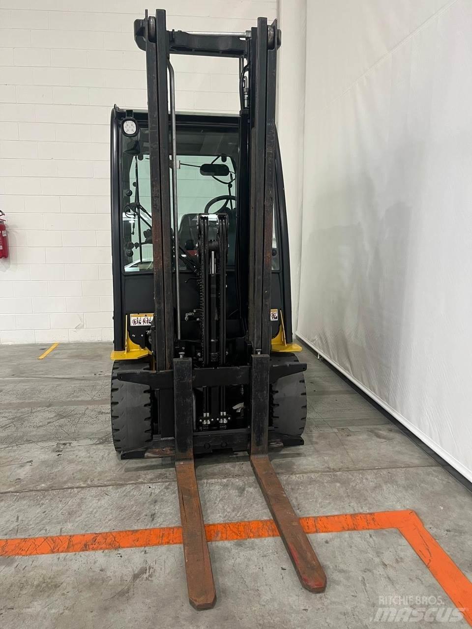Yale ERP30VL Elektritõstukid