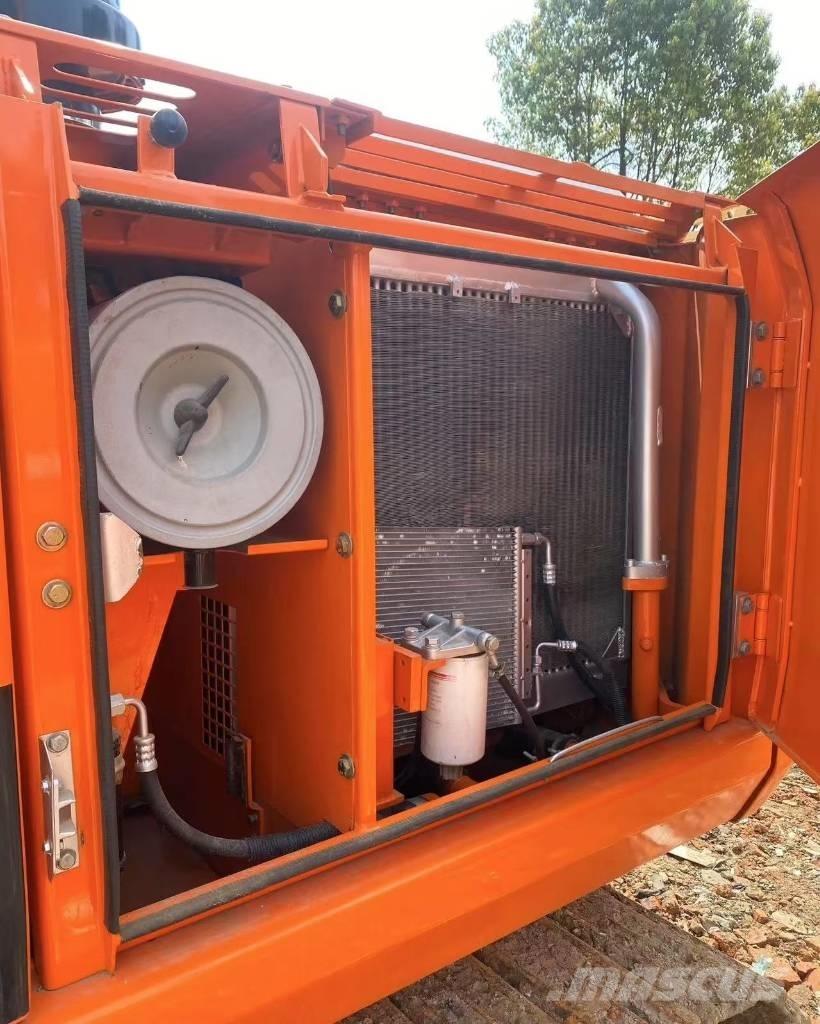 Doosan 150 Roomikekskavaatorid