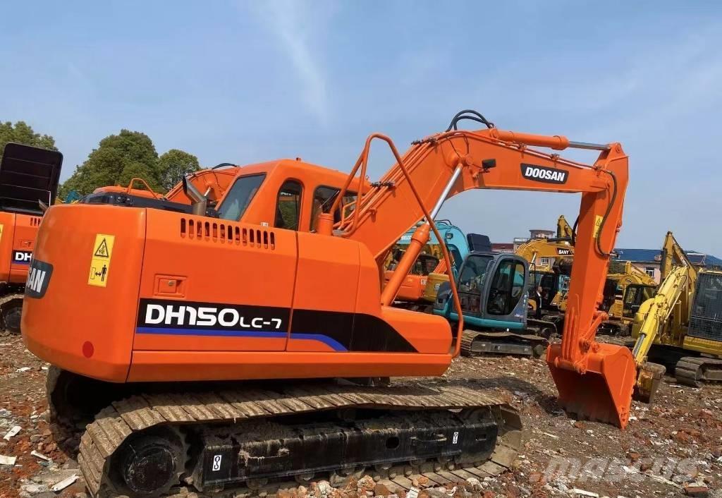 Doosan 150 Roomikekskavaatorid