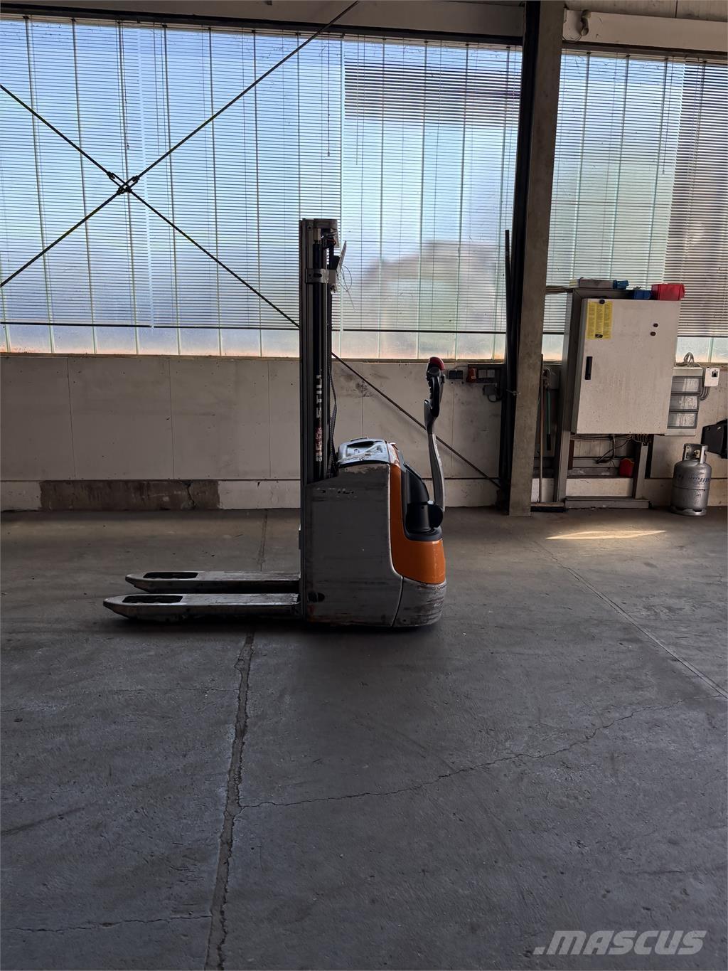 Still EXV 12i Platvormiga virnastajad