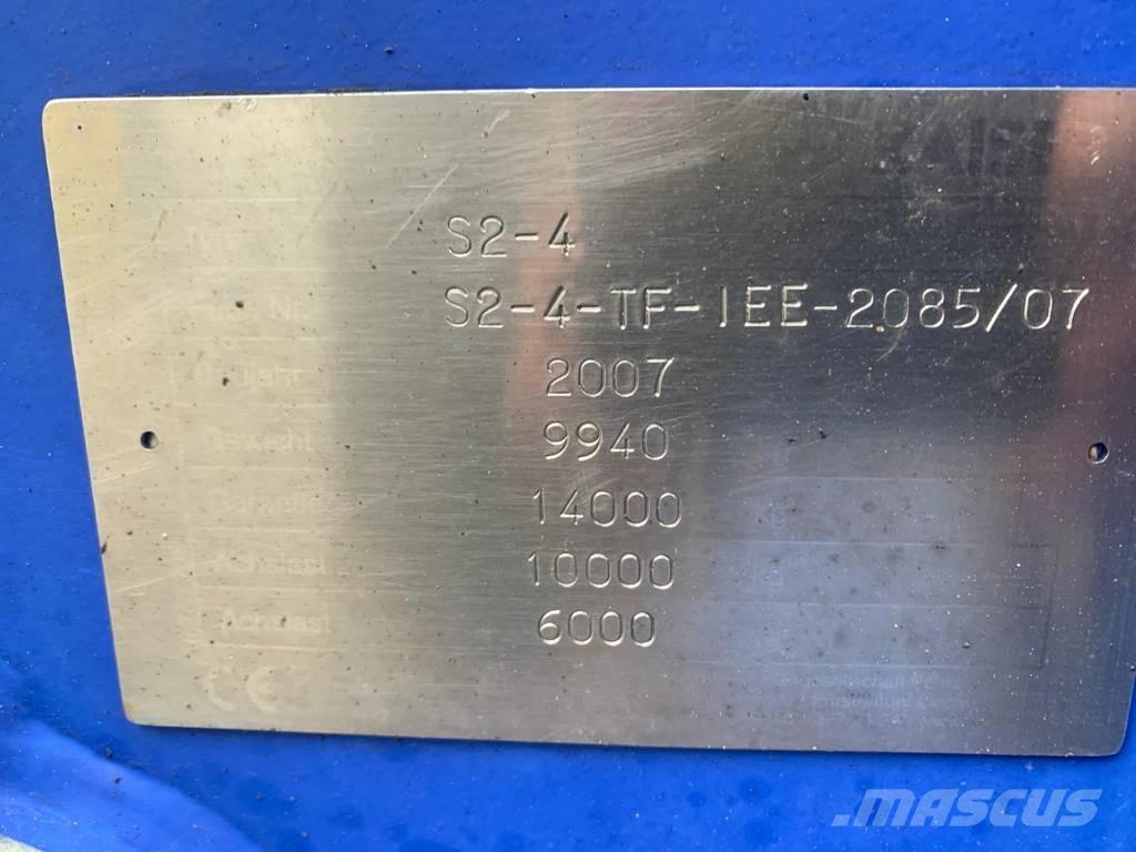 Kaiser S2-4 Ratasekskavaatorid