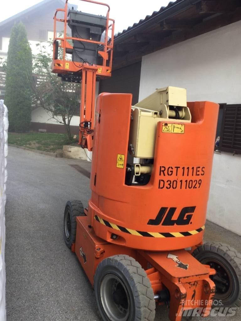 JLG E 300 AJP Iseliikuvad poomtõstukid