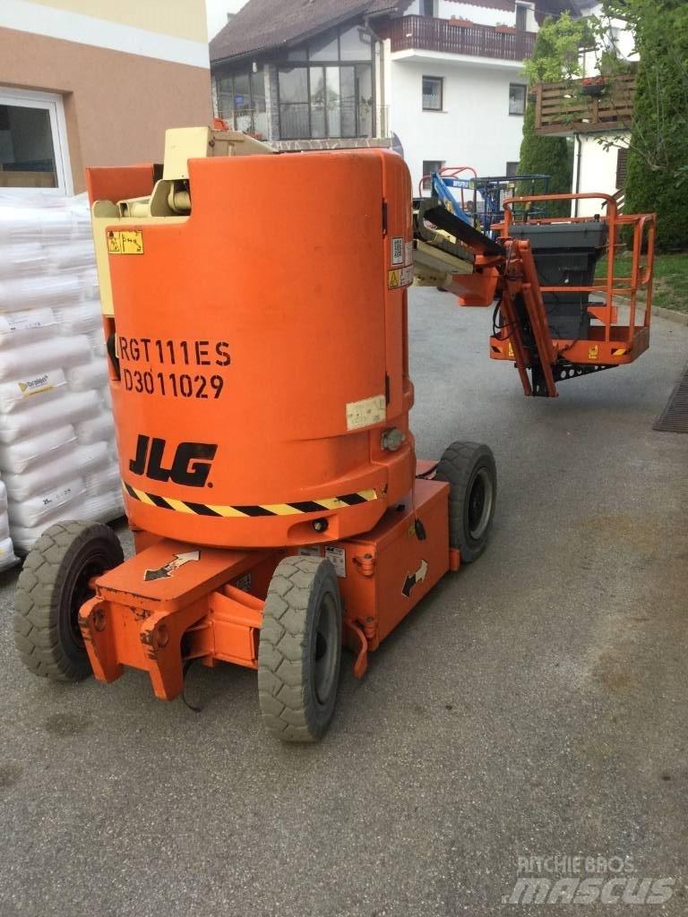 JLG E 300 AJP Iseliikuvad poomtõstukid