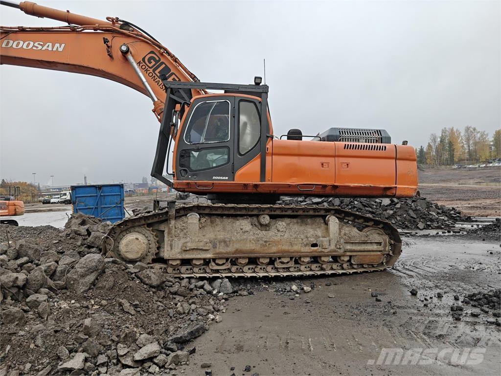 Doosan DX520LC Roomikekskavaatorid