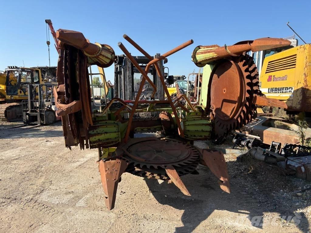 CLAAS RU 450 Silokombainid
