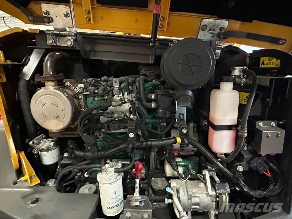 Volvo ECR 88 D PRO Väikeekskavaatorid 7t-12t
