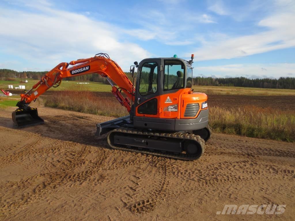 Doosan DX 85 R Väikeekskavaatorid 7t-12t