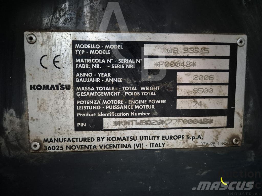 Komatsu WB93S-5 Ekskavaatorlaadurid