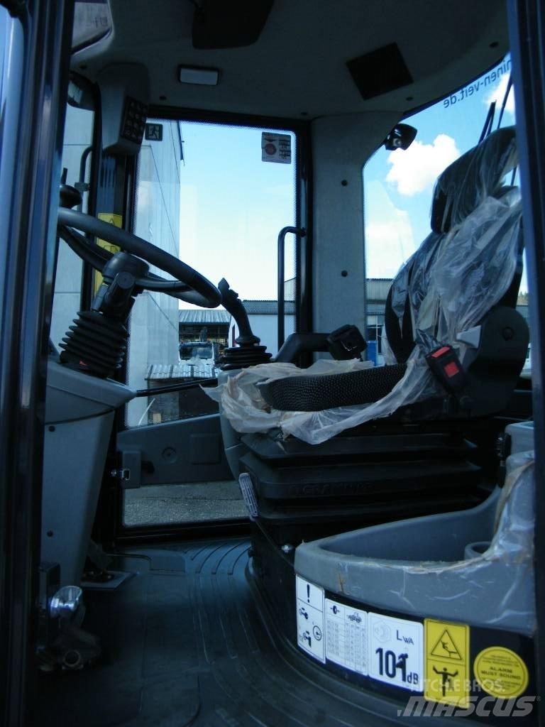 Yanmar v100 Rataslaadurid