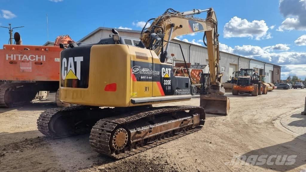 CAT 320 E Roomikekskavaatorid