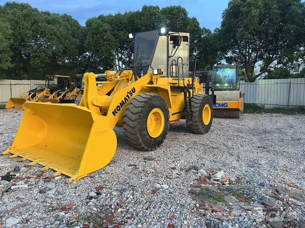 Komatsu WA 320-3 Rataslaadurid