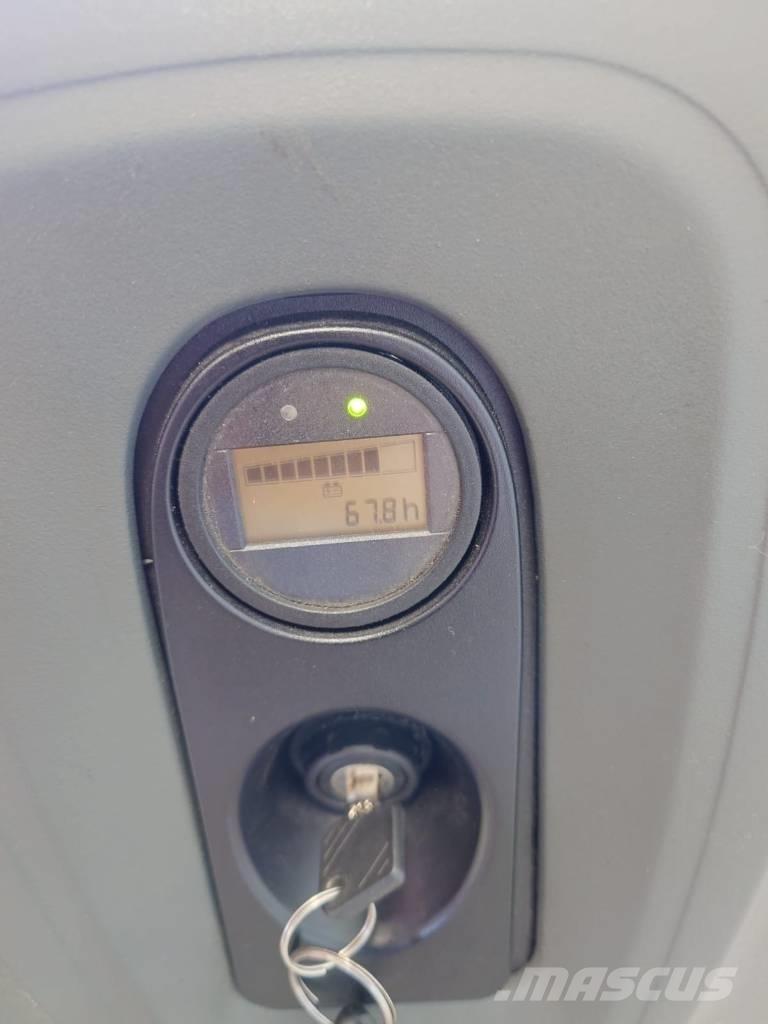 Linde L 12 Järelkäidavad virnastajad