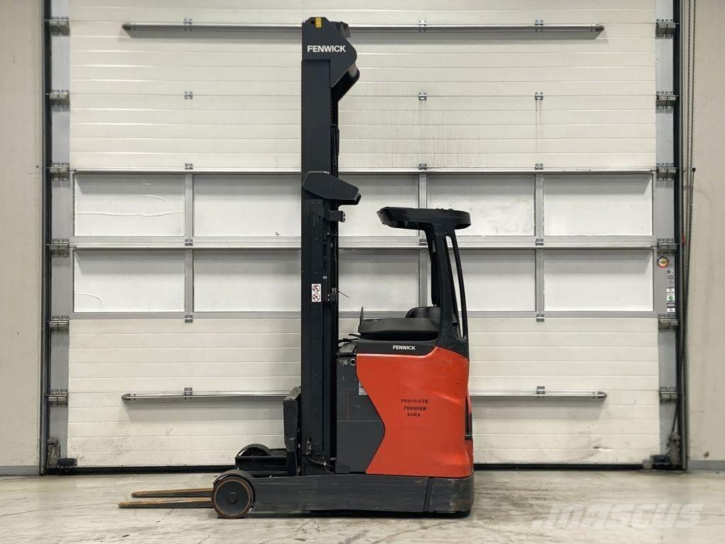 Linde R16 Lükandmastiga tõstukid