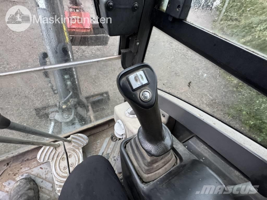 New Holland 8560 Traktorid