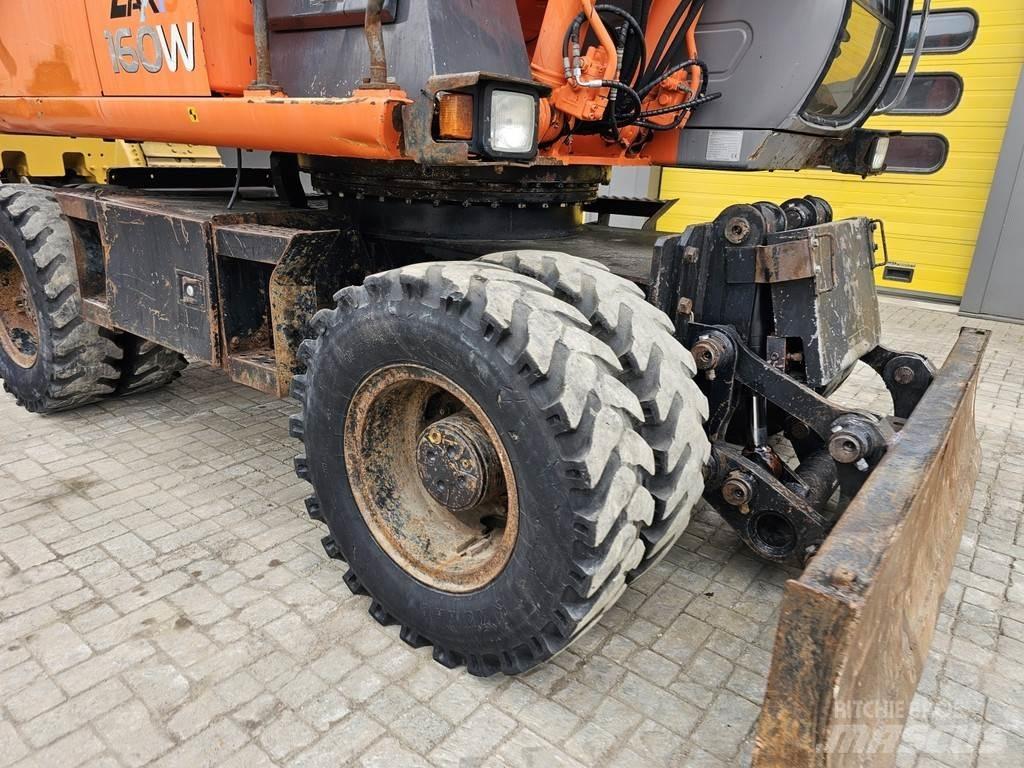Hitachi ZX160W Ratasekskavaatorid