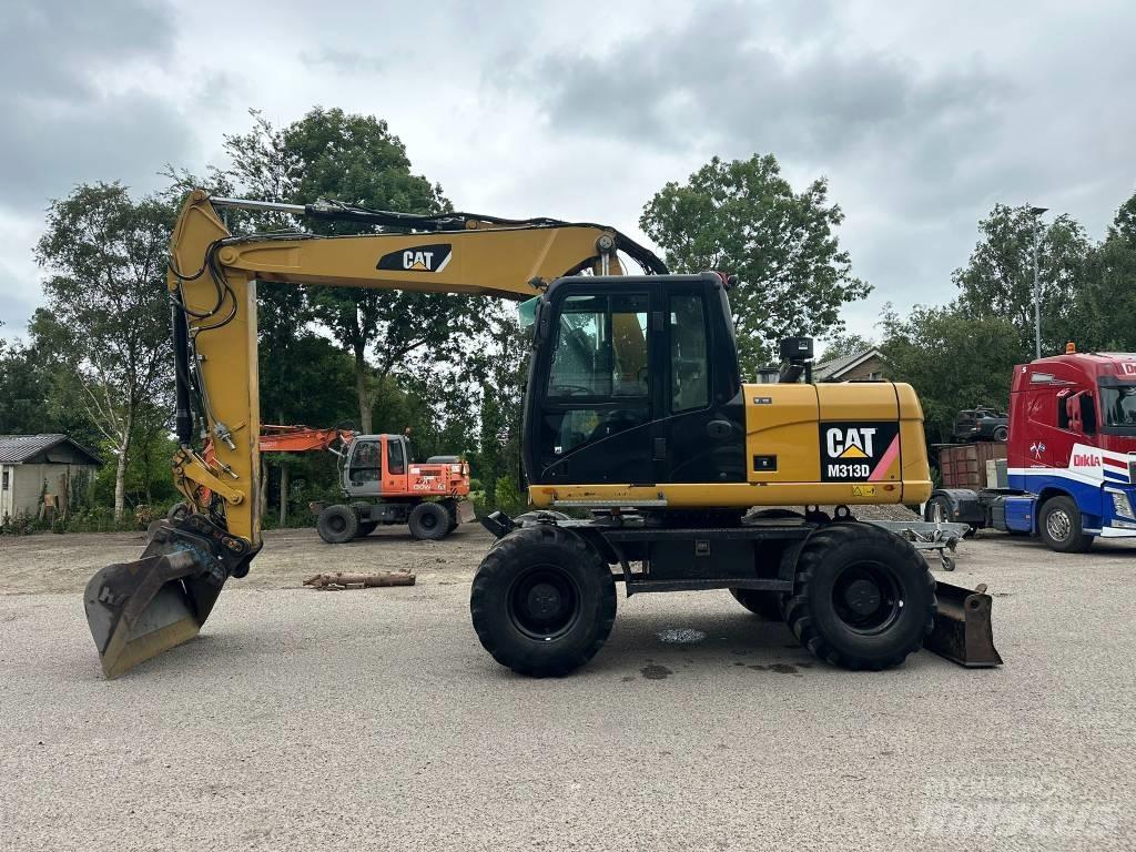 CAT M 313 D Ratasekskavaatorid