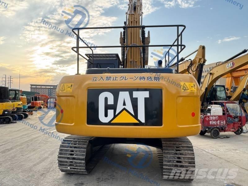 CAT 320 D Roomikekskavaatorid