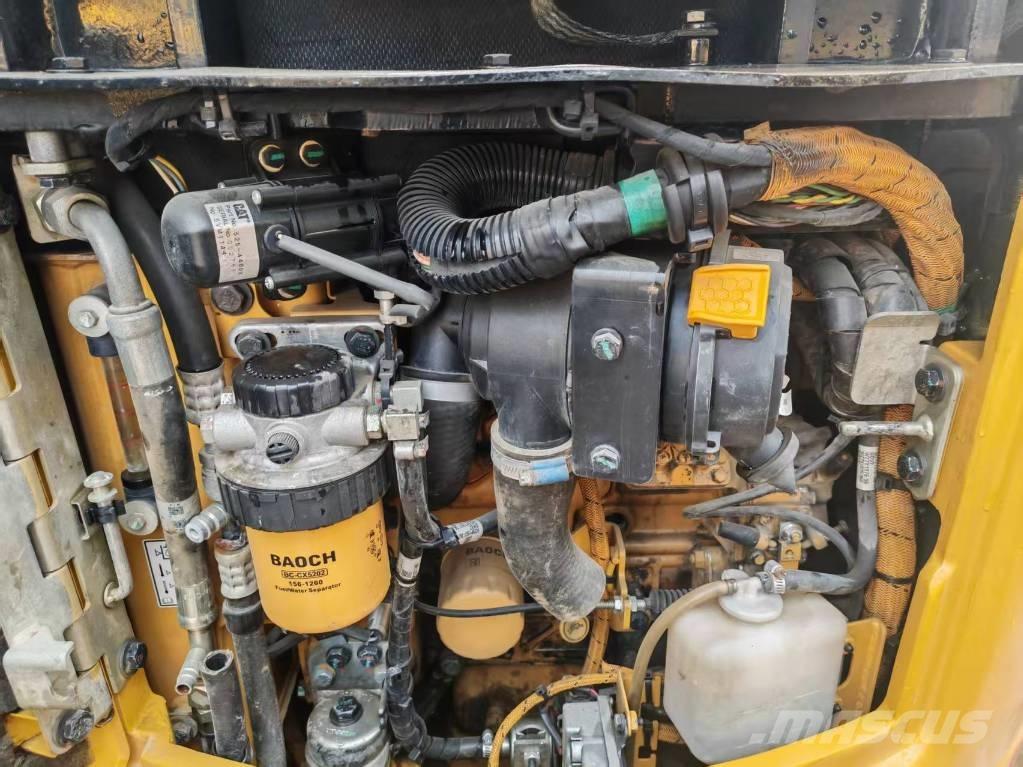 CAT 302 CR Miniekskavaatorid < 7 t