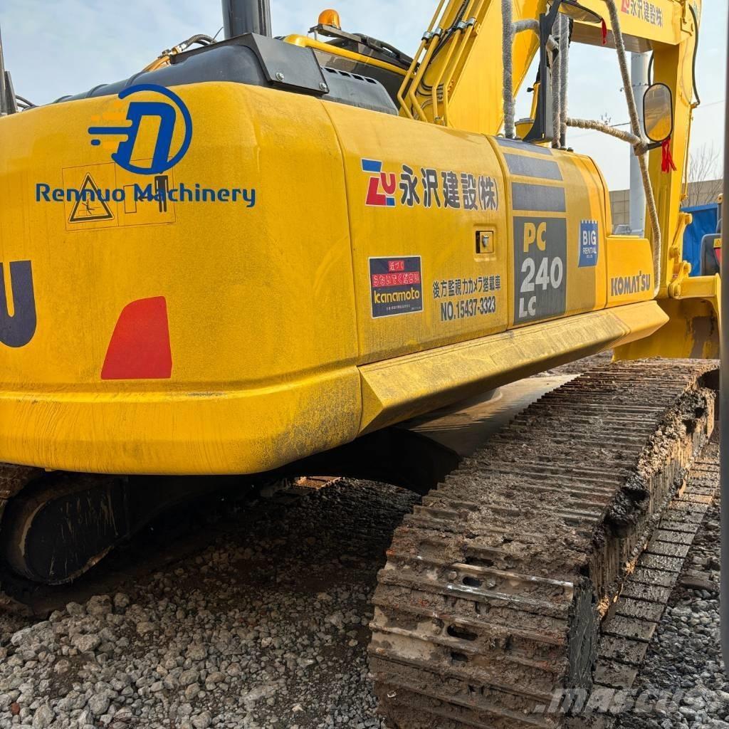Komatsu PC 240 Roomikekskavaatorid