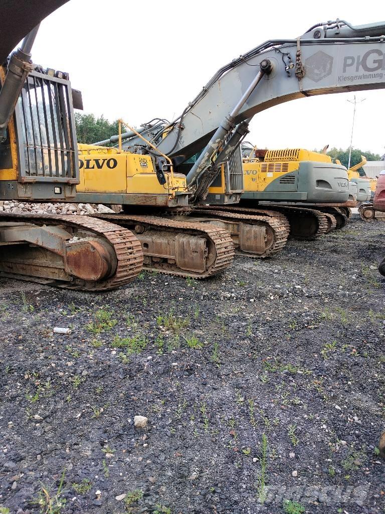 Volvo EC 460 Roomikekskavaatorid