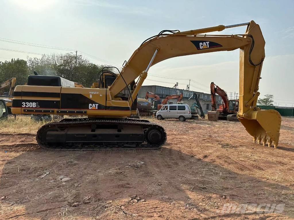 CAT 330 B Roomikekskavaatorid