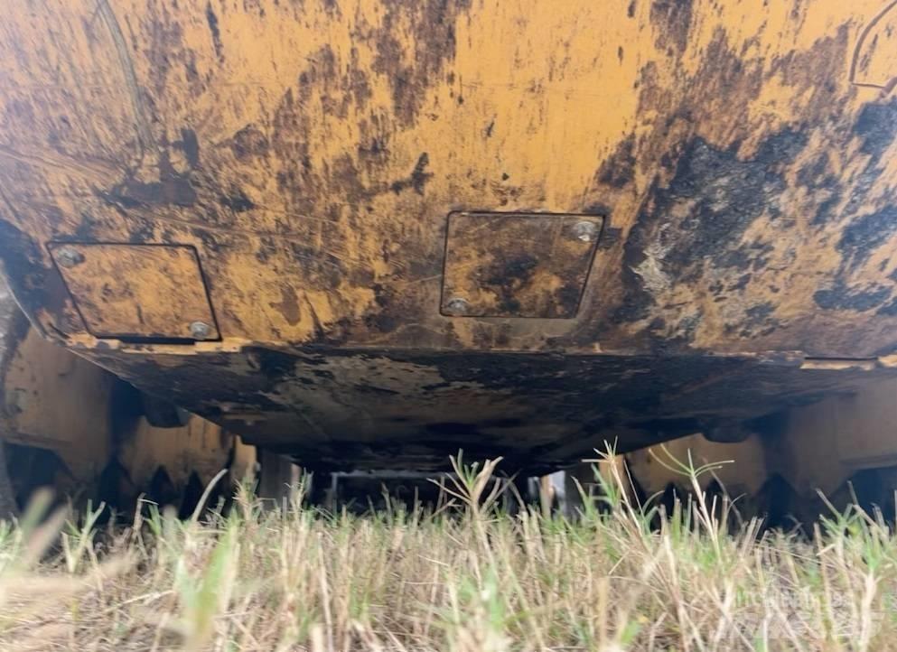 CAT 299 D 3 Kompaktlaadurid