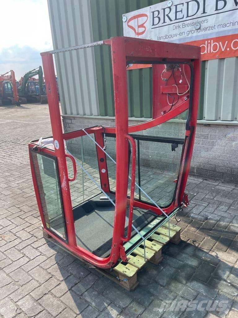 Volvo ECR25D Kabiinid